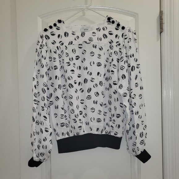 4. NWT REISS Jolie Lips Print Long Sleeve Top Size 0 - Picture 3 of 8